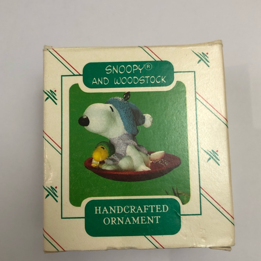 Hallmark Keepsake Ornament Snoopy And Woodstock Handcrafted.